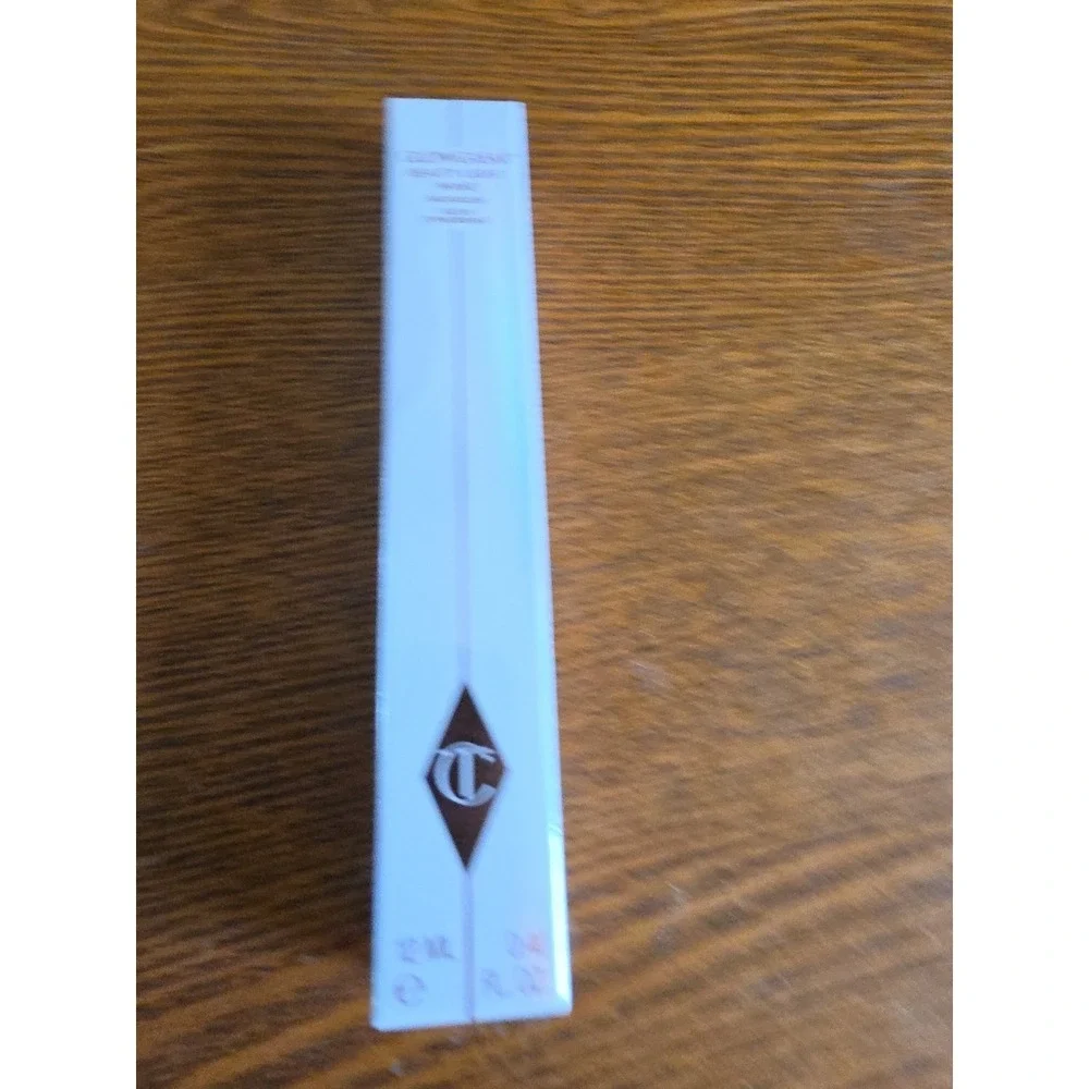 Charlotte Tilbury Glowgasm Beauty Light Wand Pinkgasm 0.4 Fl Oz